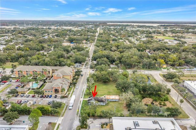 112 E MARTIN LUTHER KING JR DRIVE, Tarpon Springs, FL 34689