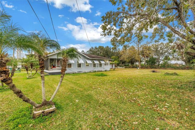 112 E MARTIN LUTHER KING JR DRIVE, Tarpon Springs, FL 34689