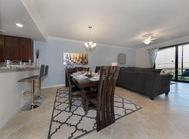 5528 PALMER CIRCLE 105, Lakewood Ranch, FL 34211