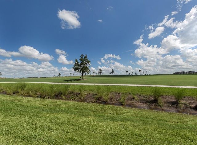 5528 PALMER CIRCLE 105, Lakewood Ranch, FL 34211