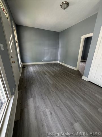 332 E 16th Street, New Albany, IN 47150