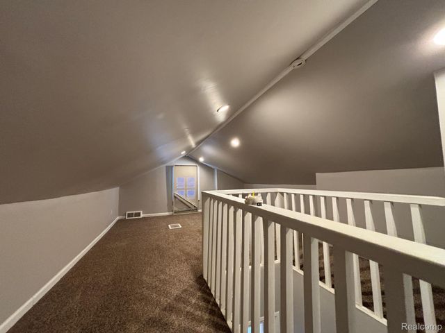 19381 KENOSHA Street, Harper Woods, MI 48225