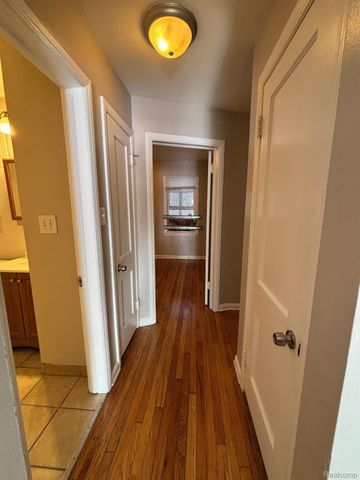 19381 KENOSHA Street, Harper Woods, MI 48225