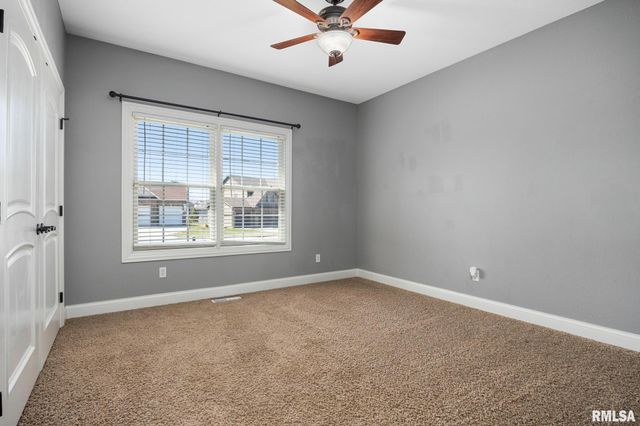 10732 N TRAIL VIEW Drive, Dunlap, IL 61525