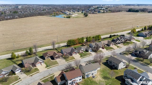 10732 N TRAIL VIEW Drive, Dunlap, IL 61525