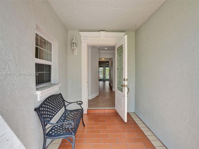 1205 Guava Isle, Fort Lauderdale, FL 33315