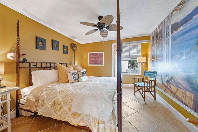 2608 Fairway Drive N, Jupiter, FL 33477