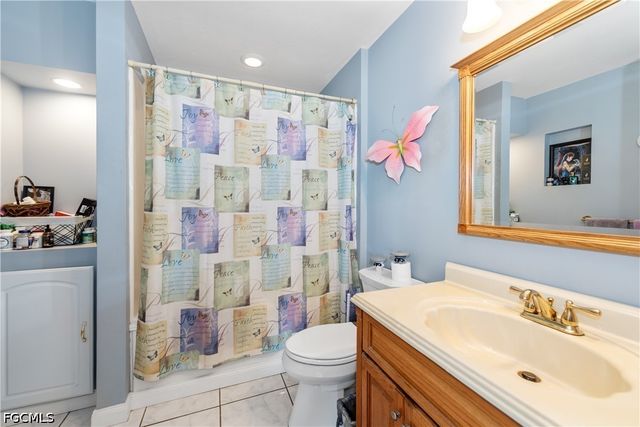 171 SE 4th ST, Cape Coral, FL 33990