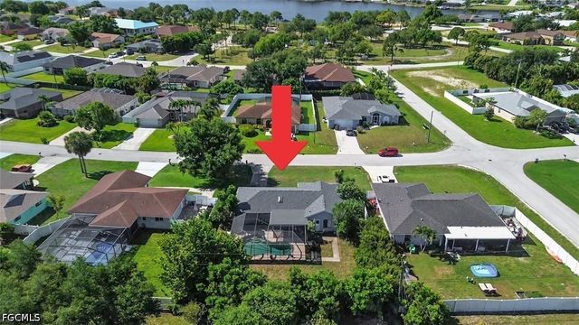 171 SE 4th ST, Cape Coral, FL 33990