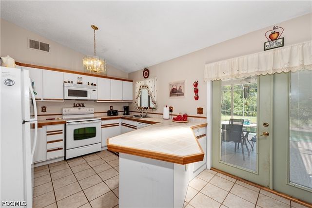 171 SE 4th ST, Cape Coral, FL 33990
