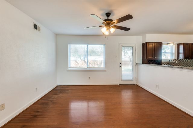 14423 Sunrose Lane, Farmers Branch, TX 75234