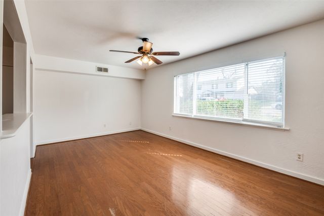 14423 Sunrose Lane, Farmers Branch, TX 75234