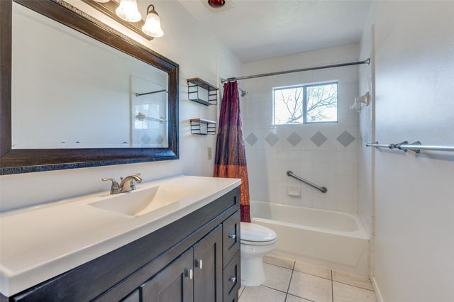 14423 Sunrose Lane, Farmers Branch, TX 75234
