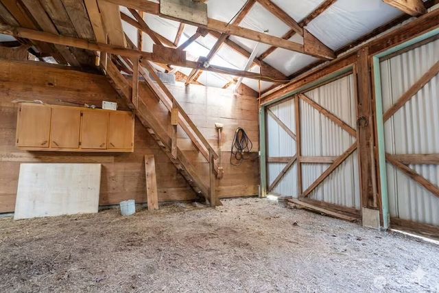 9281 Stein Road, Custer, WA 98240