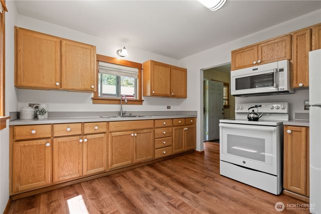 9281 Stein Road, Custer, WA 98240