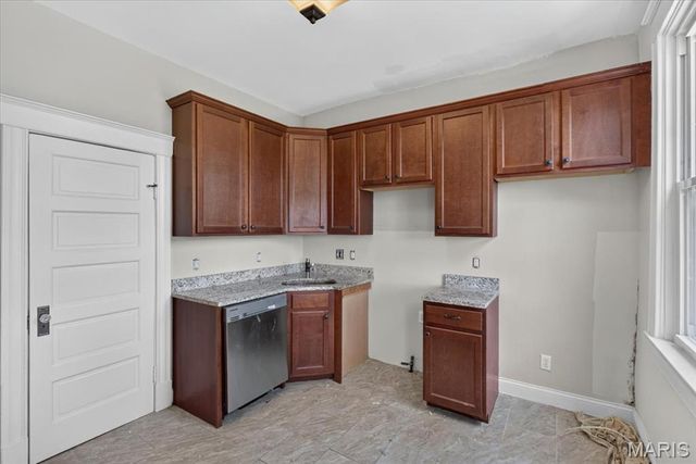1124 Blendon Place, St Louis, MO 63117
