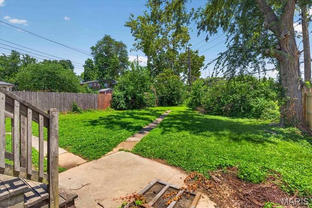 1124 Blendon Place, St Louis, MO 63117