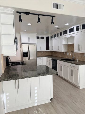 21 Front Row, Aliso Viejo, CA 92656