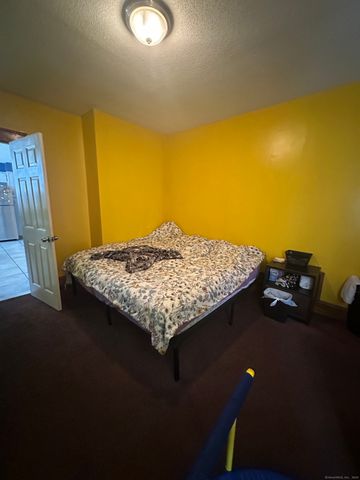 53 Chadwick Avenue, Hartford, CT 06106