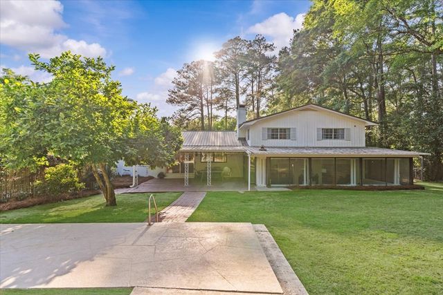 110 Pine Tree Drive, Dothan, AL 36303