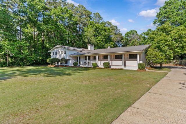 110 Pine Tree Drive, Dothan, AL 36303