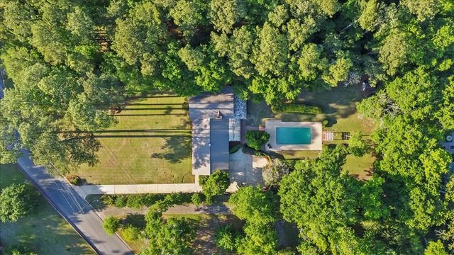 110 Pine Tree Drive, Dothan, AL 36303