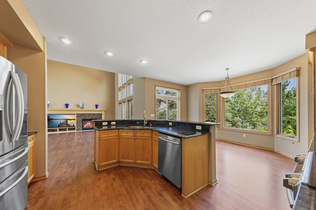 1517 Covington Lane, Eagan, MN 55122