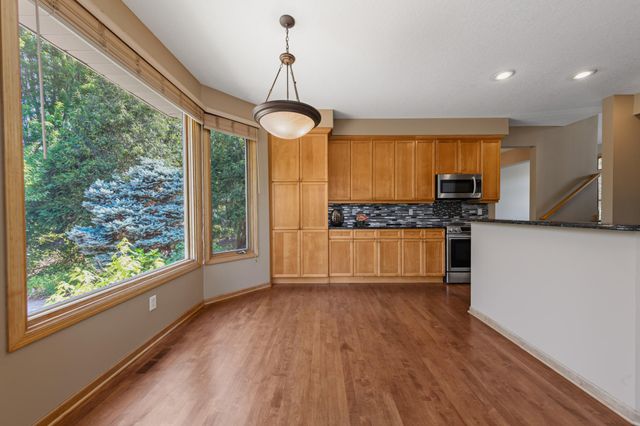 1517 Covington Lane, Eagan, MN 55122
