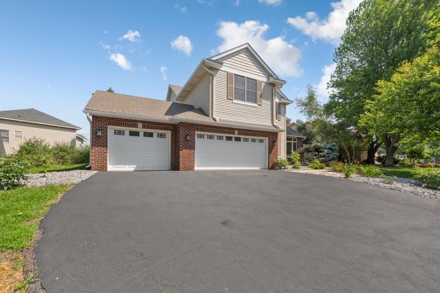 1517 Covington Lane, Eagan, MN 55122