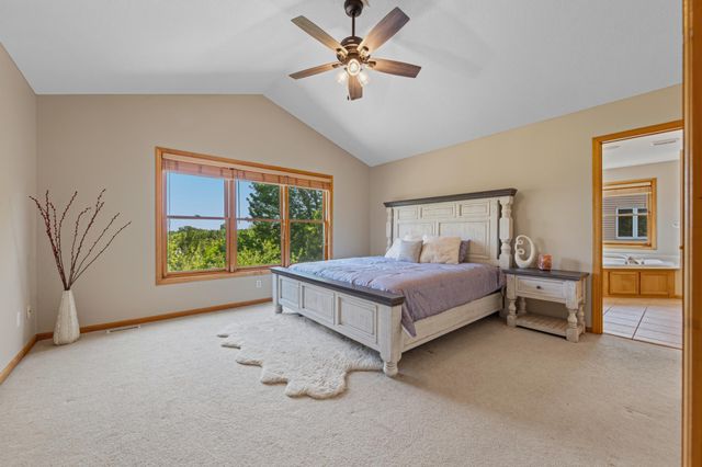 1517 Covington Lane, Eagan, MN 55122
