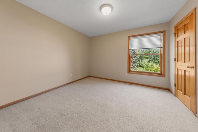 1517 Covington Lane, Eagan, MN 55122