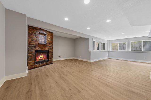 1517 Covington Lane, Eagan, MN 55122