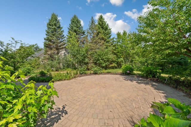 1517 Covington Lane, Eagan, MN 55122
