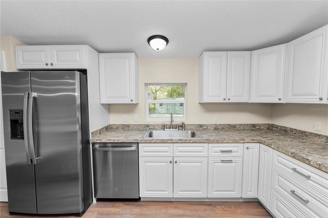 6112 W DORMANY ROAD, Plant City, FL 33565