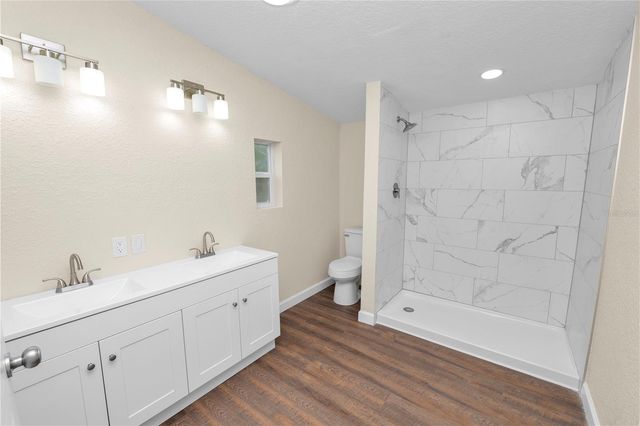 6112 W DORMANY ROAD, Plant City, FL 33565