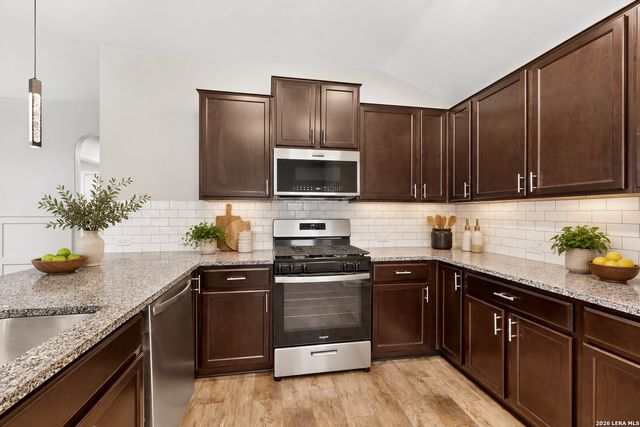 6321 KENDALL CV, Converse, TX 78109
