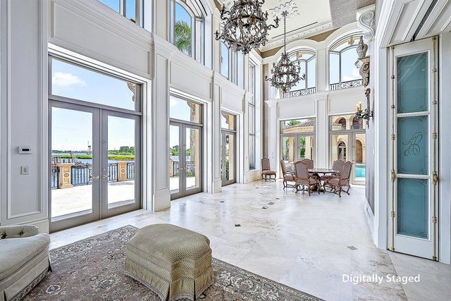 209 Commodore Drive, Jupiter, FL 33477