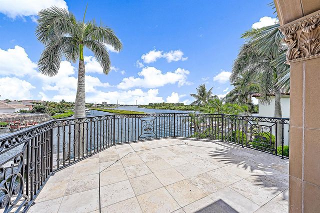 209 Commodore Drive, Jupiter, FL 33477