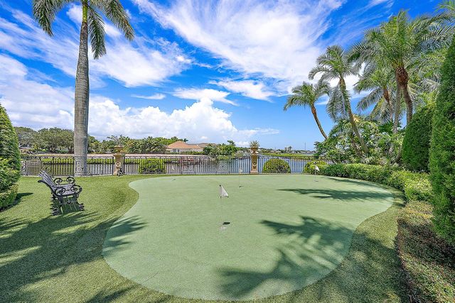 209 Commodore Drive, Jupiter, FL 33477
