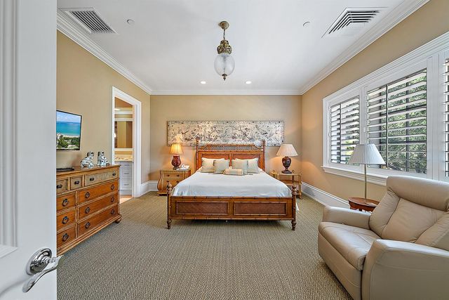 209 Commodore Drive, Jupiter, FL 33477