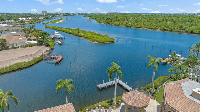 209 Commodore Drive, Jupiter, FL 33477