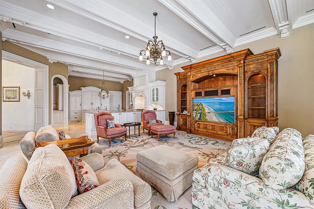 209 Commodore Drive, Jupiter, FL 33477