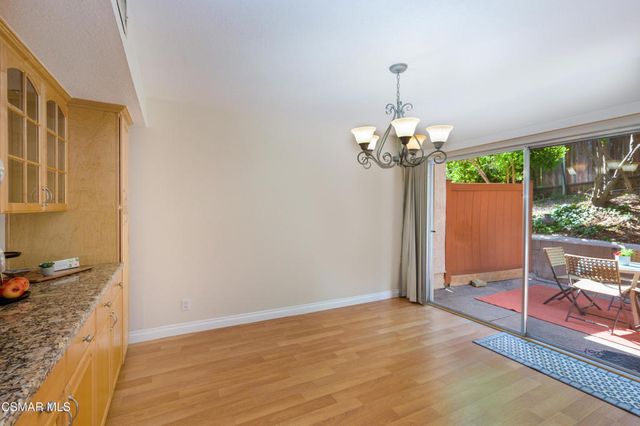 27448 Country Glen Road, Agoura Hills, CA 91301