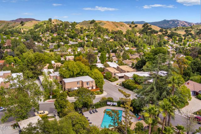 27448 Country Glen Road, Agoura Hills, CA 91301