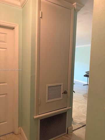 10442 SW 114th St, Miami, FL 33176