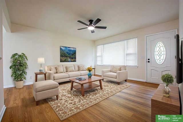 3604 S 78th Street, Omaha, NE 68124