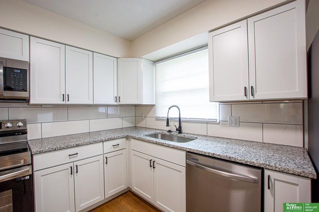 3604 S 78th Street, Omaha, NE 68124