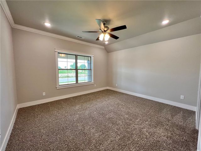 1803 E Hudson Drive, Siloam Springs, AR 72761