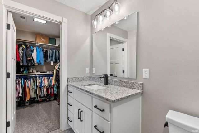 13193 Passerine Boulevard, Fort Wayne, IN 46845