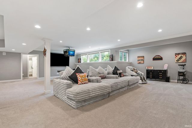 13193 Passerine Boulevard, Fort Wayne, IN 46845